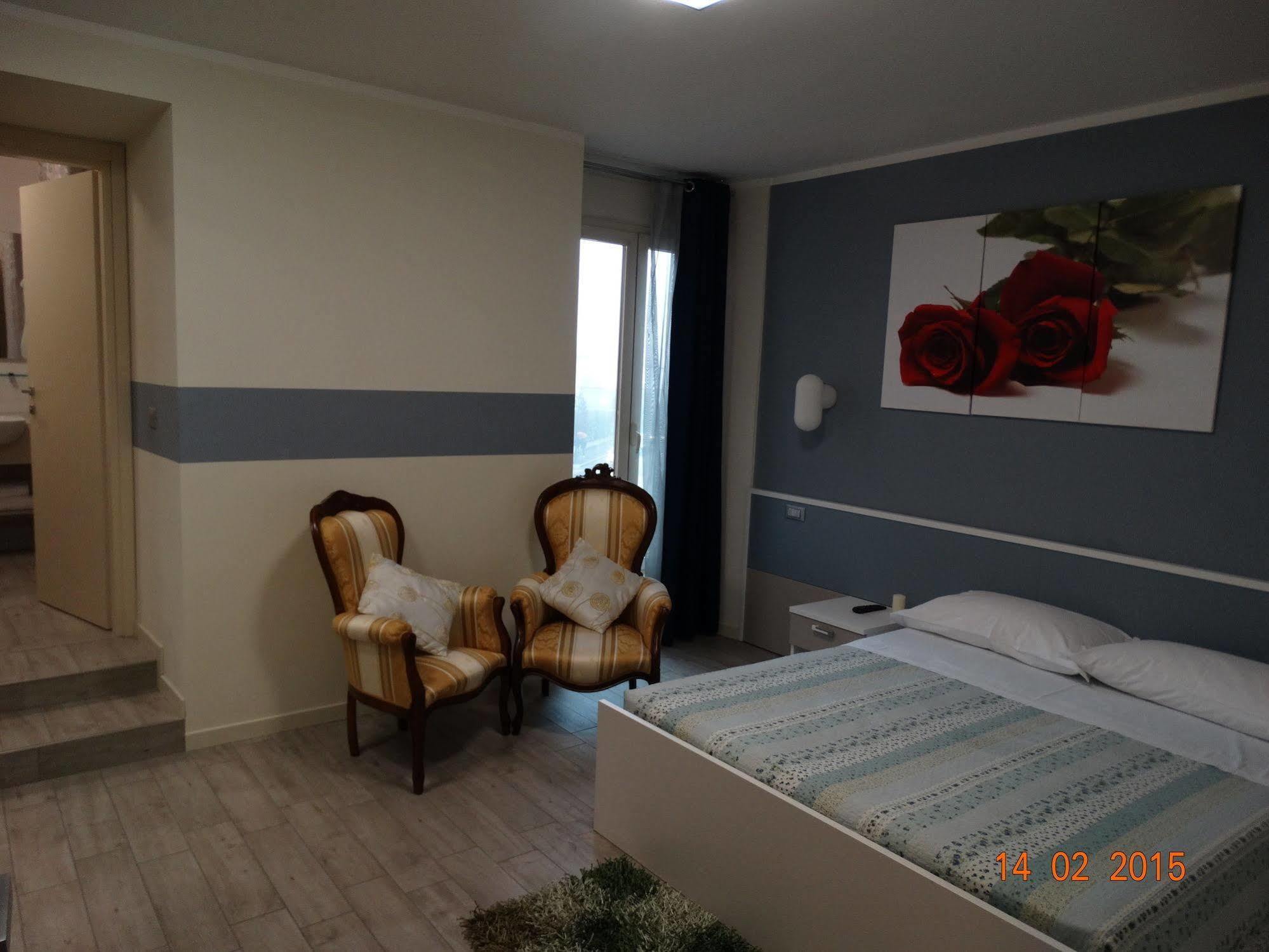 Hotel Moderno Grumello del Monte Exteriör bild